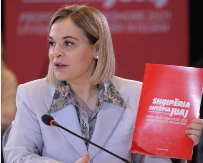 “Doktoreshë” Monika vazhdon përralla me program… pa asnjë program: Ekonomia është marrë peng nga Rama. LSI do ta kthejë Shqipërinë në “shtëpinë e investimeve”