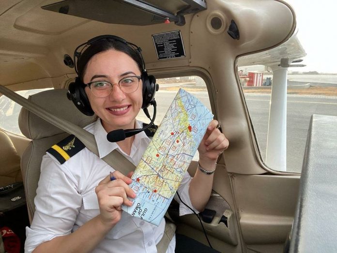 Pilotja shqiptare në Dubai: Ëndrra ime më e madhe është hapja e shkollës së aviacionit në Shqipëri