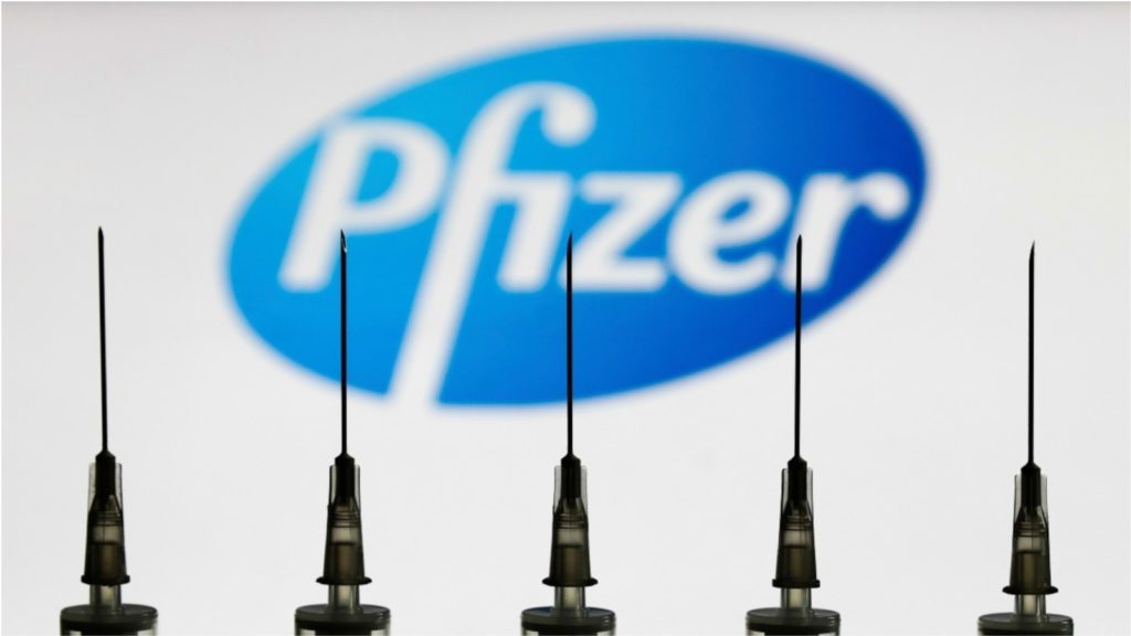 Pfizer e AstraZeneca, antitrupa që me dozën e parë: Mbi 96% e të vaksinuarve krijuan mbrojtje të mjaftueshme