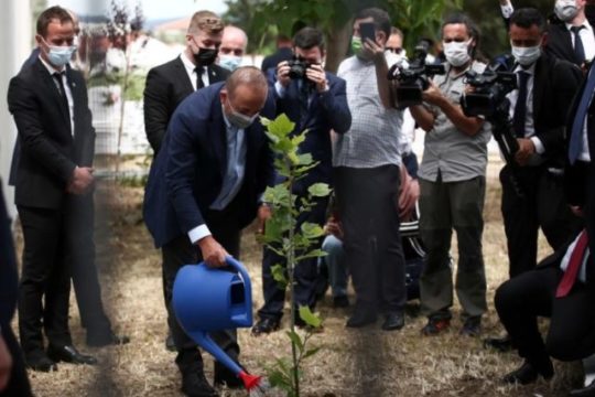 “Po shtrembëron realitetin”! Nis me akuza vizita e ministrit turk në Greqi, 5 orët e tensionit