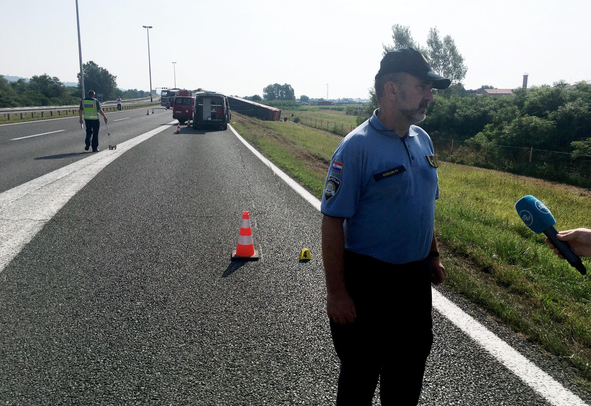 Shefi i Policise Rrugore në Slavonski Brod: Kam qenë në shumë aksidente, është ndër aksidentet më të rënda që kam parë! Dyshohet se shoferin e ka zënë gjumi