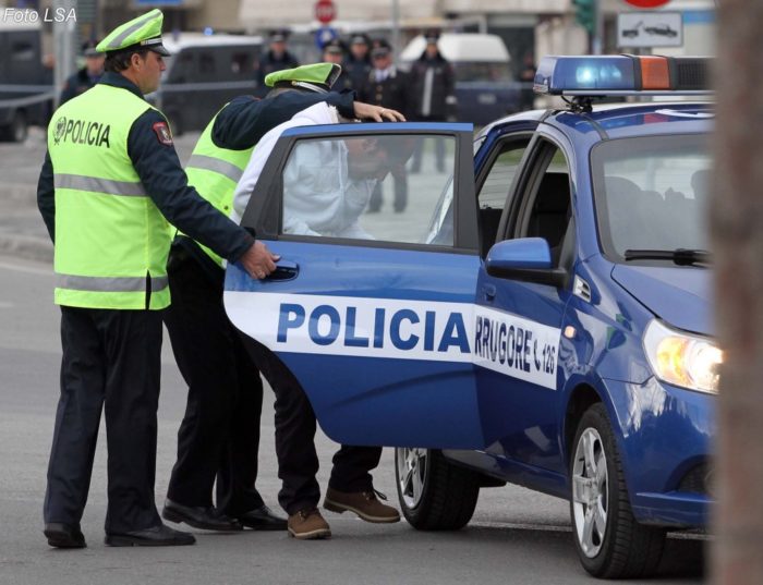 Tragjedia e familjes Gushi ‘zgjoi’ Policinë, arrestohen 251 shoferë ne 3 javë