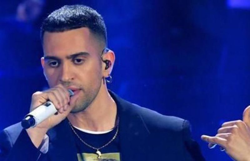 Ndërtesa 15-katëshe u përpi nga flakët, mes banorëve është edhe Mahmood, fituesi i Sanremo