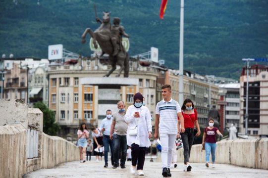 Maqedonia e Veriut, e katërta në botë për numrin e viktimave nga Covid për milion banorë