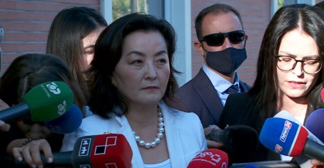 Mesazhi i ambasadores Kim për Berishën: PD s’mund të bëjë përpara, nëse një këmbë e ka në të shkuarën! Kush do të vërë SHBA-në kundër shqiptarëve, e ka gabim