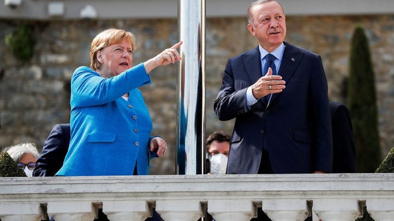 “Je ankuar gjithmonë tek unë”! Angela Merkel vizitë lamtumire në Turqi: Erdogan e pret me batuta: Kjo është jeta, megjithatë është e bukur