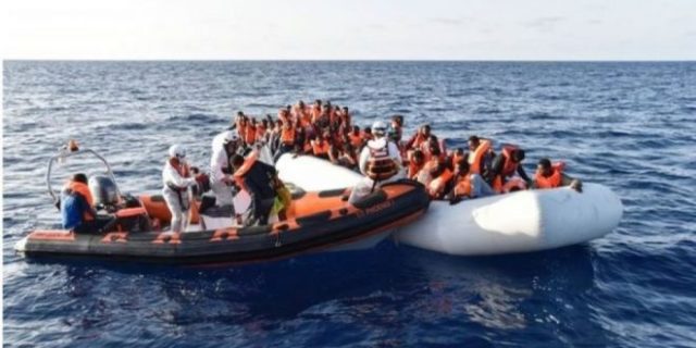 “The Sun”: Shqipëria pranon të kthehet në një kamp refugjatësh, per emigrantët e paligjshëm që kapen në Britani