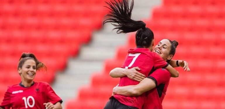 VIDEO/ Shqipëria MAGJIKE ndaj Armenisë, Kombëtarja triumfon me goleadë në kualifikuese (FEMRA)