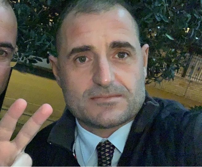 “Më prisni se po vij”, Berisha çon Çlirim Pekën si “ambasador” të Foltores në SHBA