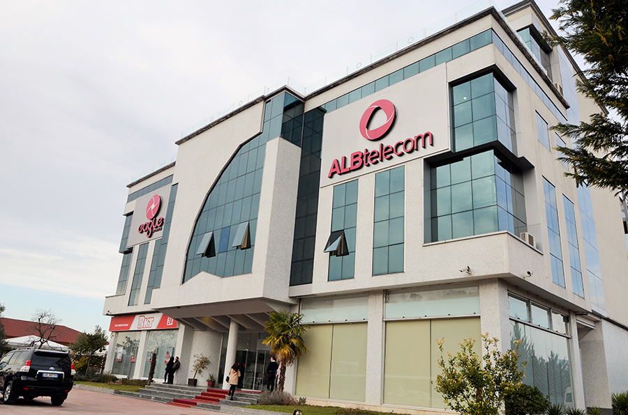 Gati marrëveshja, hungarezët blejnë “ALBtelecom-in”