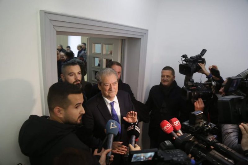 Berisha: PD është mbushur me banda, u kërcënuam me armë