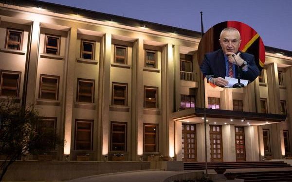 Presidenca me 100 punonjës ka 18 këshilltarë dhe ndihmës! Si e shndërroi Meta institucionin në han pazaresh dhe qokash: Mes këshilltarëve të dënuar dhe personazhe të përfshirë në skandale