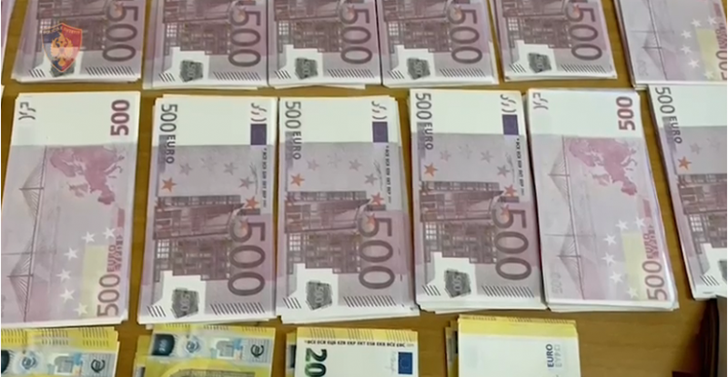 1 mln e 75 mijë euro false në valixhe, flet kamerunasi që u kap në Rinas: Ma dha një shqiptar në Paris, e thërrisja me pseudonim