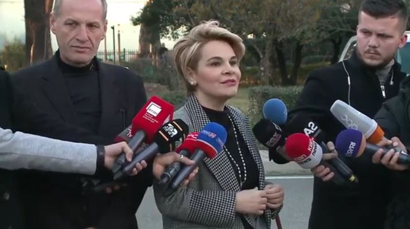 “Nuk e kam takuar, por qenka burrë me mend”! Monika Kryemadhi befason me atë që thotë për kandidatin për kryetar bashkie të Berishës: Është nga fisi im, ata shquhen për…