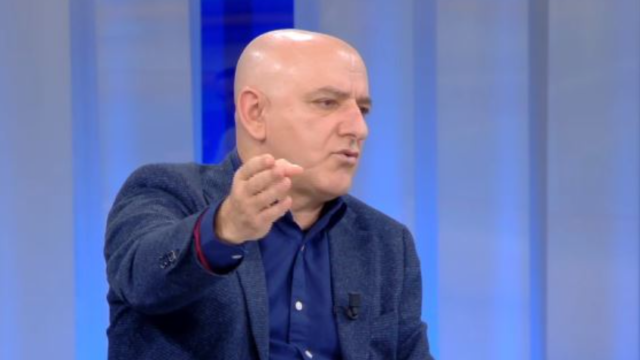 “Mezi po pres dhe unë të shpallem non-grata”! ‘Godet’ demokrati i njohur, del me deklaratën e fortë: Thash të bëj dhe unë një gol!