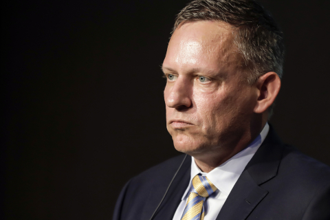 Miliarderi Peter Thiel tërhiqet nga bordi i kompanisë Meta