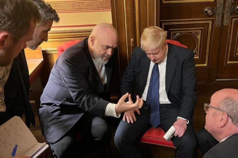 Edi Rama takim kokë më kokë me homologun e tij Boris Johnson