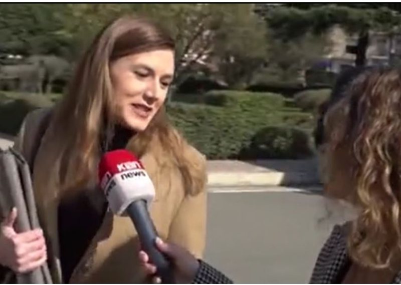 “Unë si ministre jam e detyruar të vij me makinë, por…”! Ministrja e Ramës  e pikasur në mitingjet elektorale të partisë  këput mufkën e radhës: Zakonisht lëviz me…