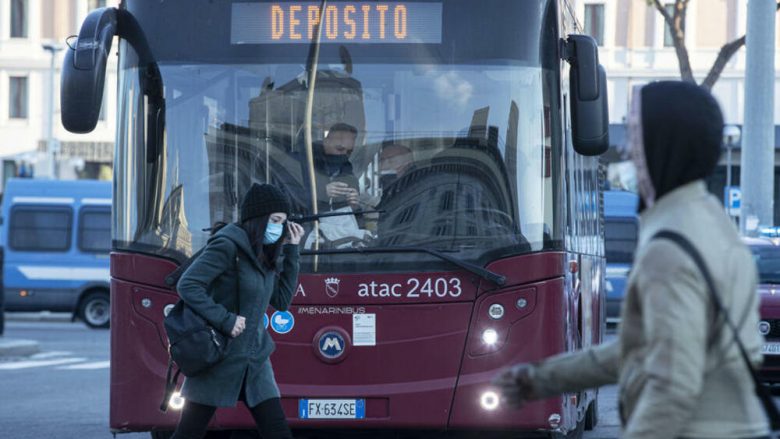 Dorëheqjet masive të italianëve, pandemia ua “hapi sytë”: Jeta nuk është vetëm punë