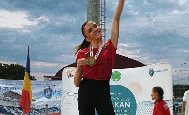 Luiza Gega nuk ndalet, atletja shqiptare shpallet Kampione Ballkani me rekord