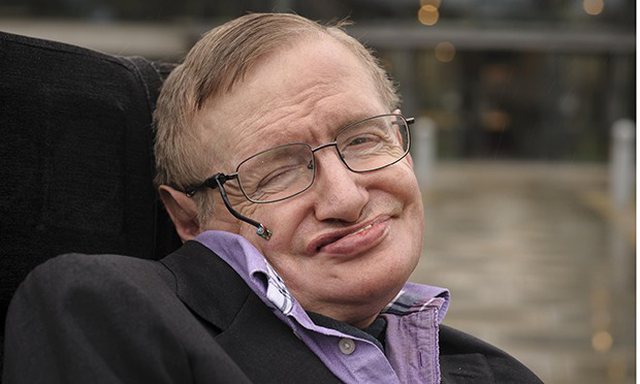 Multiversi, Shqipëria dhe Stephen Hawking