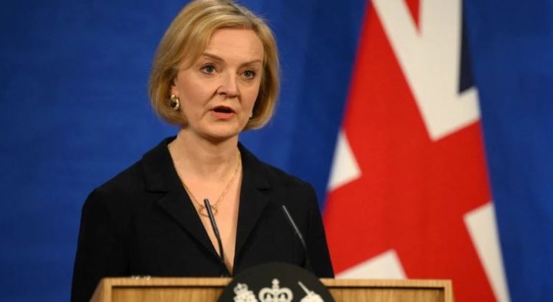 Analiza/ Kryeministrja britanike, Liz Truss dhe kriza që shkaktoi brenda 6 javësh