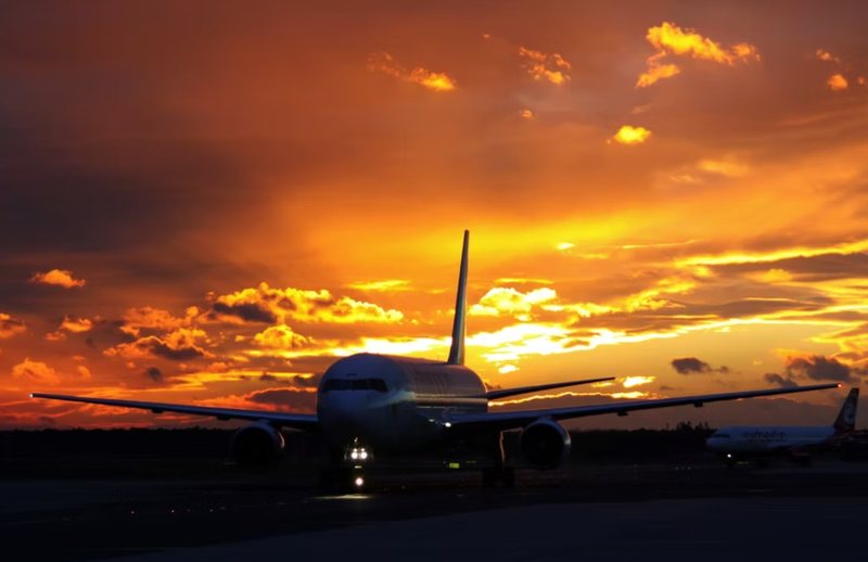 Ç’po ndodh? Aeroplani niset nga Belgjika dhe humb komunikimin mbi Shqipëri, avionët grekë ngrihen me urgjencë