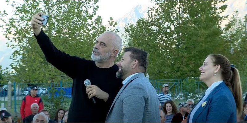 Video e Ramës në Derviçan acaron OMONIA-n që bënë gati “briskun”: I’u drejtove kryeministrit grek ‘qirje’ me qëllim për ta fyer! Do marrësh përgjigjen që meriton