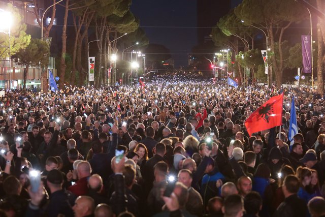 “Masat e sigurisë nuk negociohen me askënd”! Mesazhi i kryeministrit për protestën e 6 dhjetorit