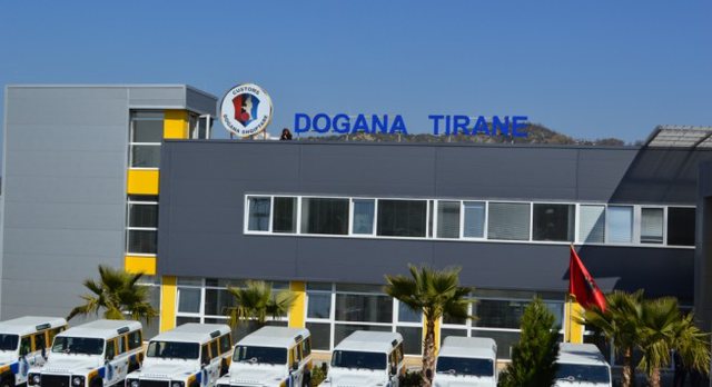 Doganat i përgjigjen mediave të Hysenbelliut: Shantazh pas gjobës për evasion fiskal