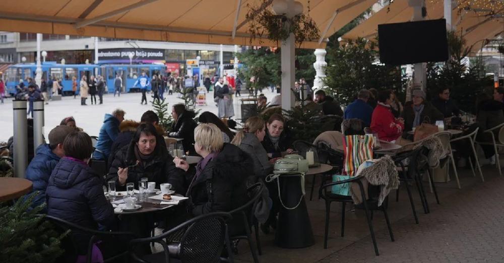 Kalimi në euro lë kroatët “pa kafe”! Shtrenjtim i çmendur i pijes së preferuar!