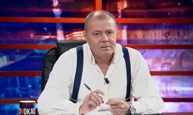 Mustafa Nano: Berisha s’është vetëm vrasës, por edhe budalla! Tha protestuesit ishin “mish” për “topin tim”