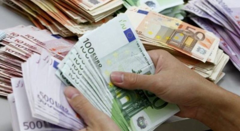 Përmirësohet vlera e euros, ja me sa këmbehen monedhat e huaja në vend