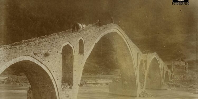 Çfarë qytetërimi kombëtarë! Fotografi fantastike nga Shqipëria të realizuara në vitin 1892