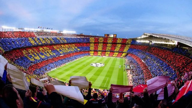 UEFA fillon zyrtarisht hetimet ndaj Barcelonës, rrezikohet përjashtimi nga Champions League