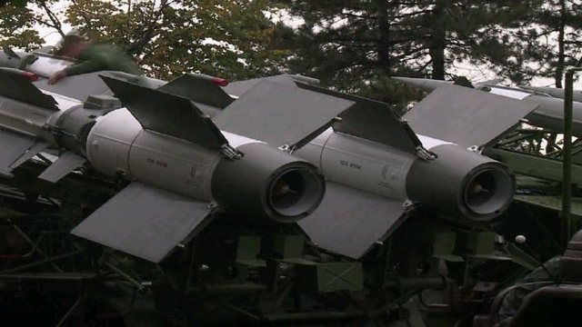 Serbia dërgoi raketa në Ukrainë? Tërbohet Rusia, “kërcënon” Beogradin