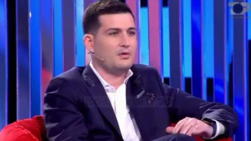 Arbër Hajdari tejkalon limitet, pyet Efin dhe Mikelën: Ju për atë jetoni sa u ka shkuar çmimi?