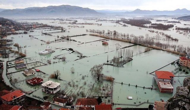 Shqipëria përpara dhe e ardhmja e rrezikshme që i vjen pas