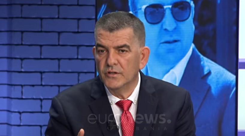 Saimir Vishaj: Policia si kinema, ja çudia pas arrestimit të Vangjush Dakos