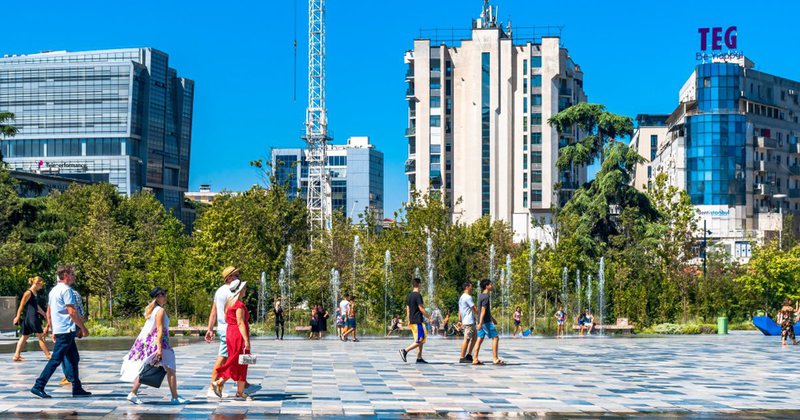 Turistët më koprracë! Në krye italianët e jugut dhe polakët ndërsa më dorëlëshuarit janë…