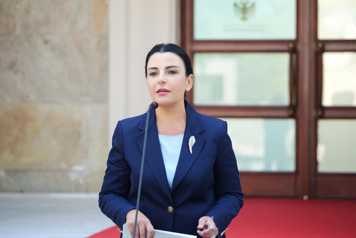 E bujshme! Belinda Balluku “non grata” e radhës e partnerëve ndërkombëtarë?!