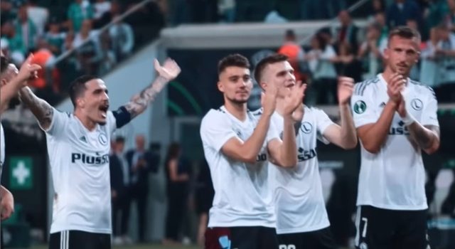 VIDEO/ “Krali shqiptar” dhe “Mucinho”! Ernest Muçit i “ndryshojnë” emrin te Legia