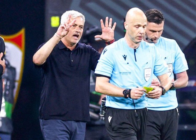 Shtator në Pragë! UEFA  vendos për arbitrin e ndeshjes: Vlerëson maksimalisht Çeki-Shqipëri