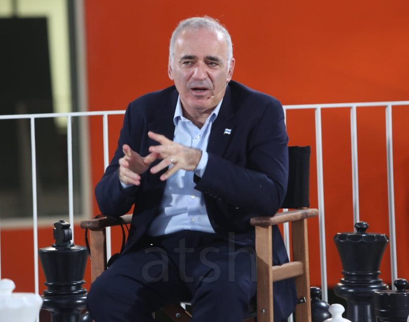 Kampioni i botës në shah rusi Kasparov: Nëse liderët e vendeve të mëdha do të kishin gjysmën e guximit të Ramës, bota do të ishte krejt ndryshe