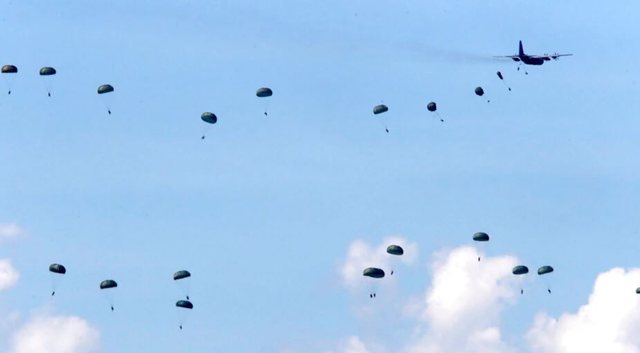 Shqipëria do të çertifikojë avionët e NATO-s!