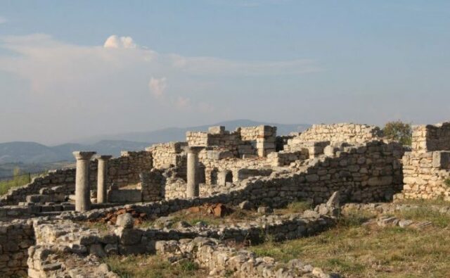 Në Bylis ndodhet një nga Katedralet më të bukura në Ballkan