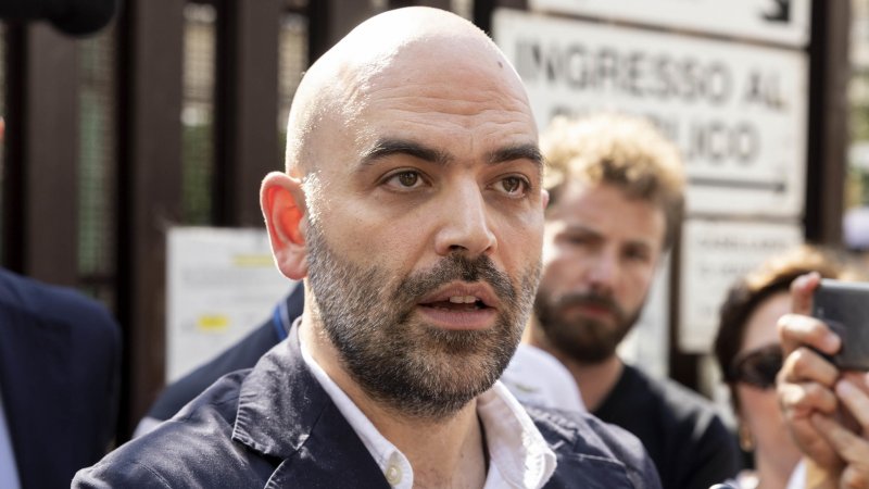 Saviano në podcastin  “Public Square”: Shqipëria e Madhe nuk u arrit në politikë, por u arrit me krimin