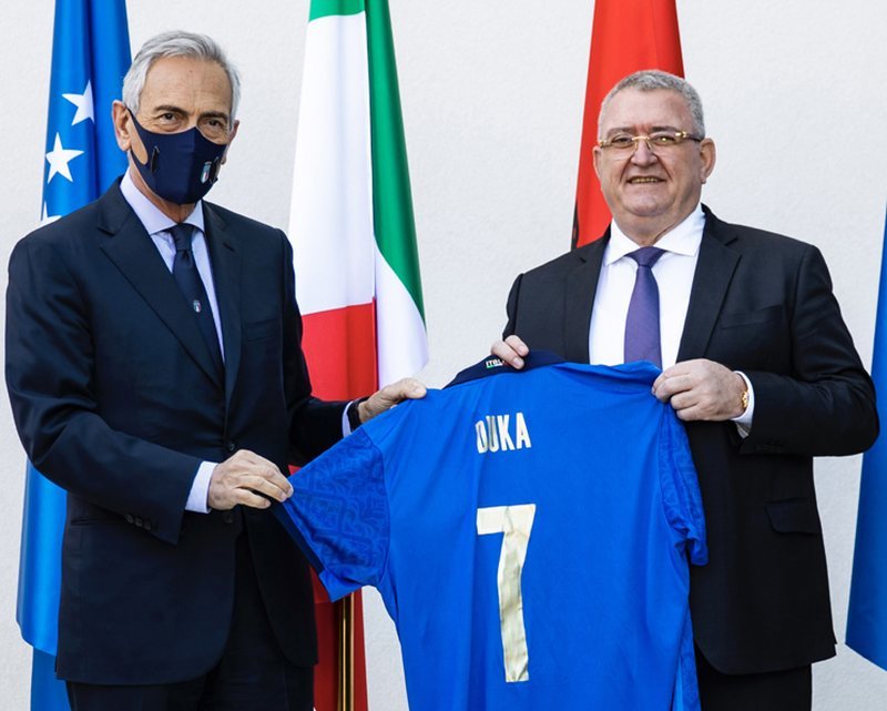 Presidenti i Federatës Italiane të futbollit nën hetim nga Prokuroria për pastrim parash