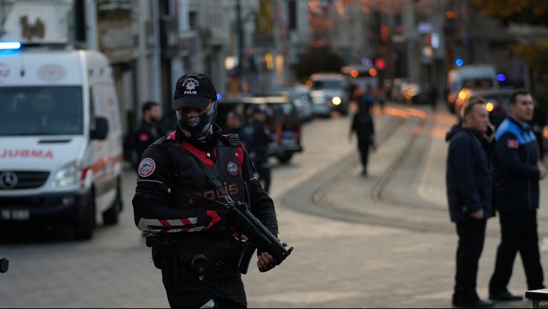 Sulmi me armë në kishën në Stamboll, arrestohen 48 të dyshuar për lidhje me Shtetin Islamik