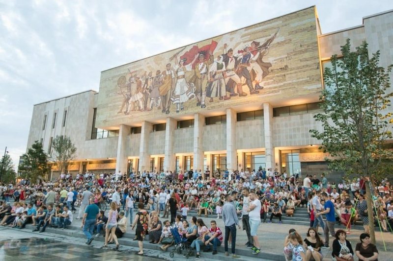 Fundi i “turizmit patriotik” në Shqipëri?